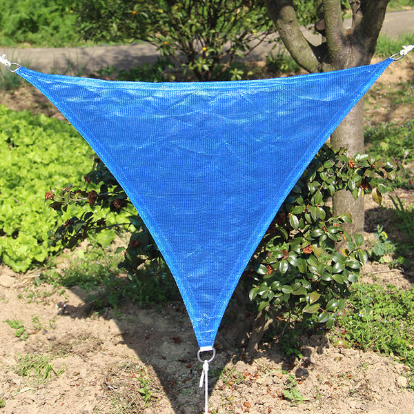 La Triangle Canopy Sail è una vela parasole con tre lati